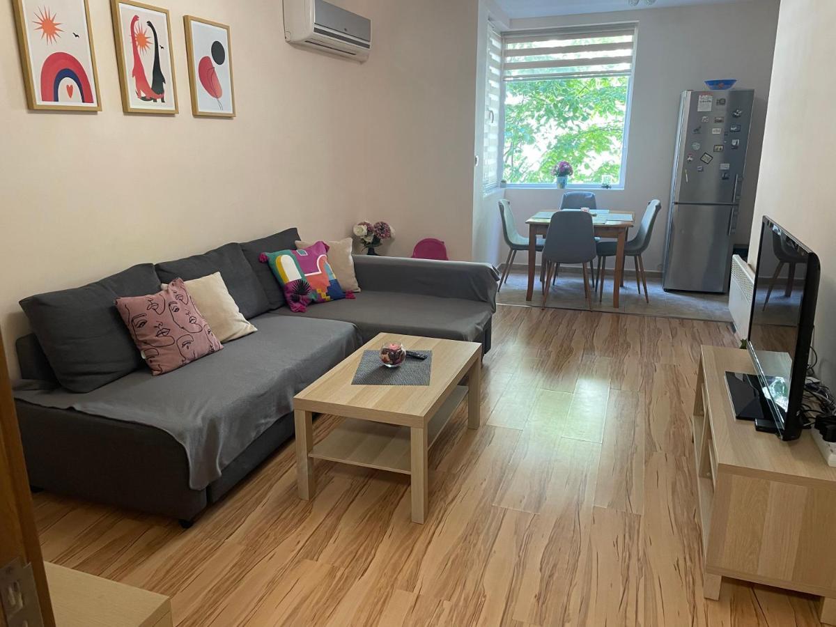 Geri Apartment Burgas ภายนอก รูปภาพ